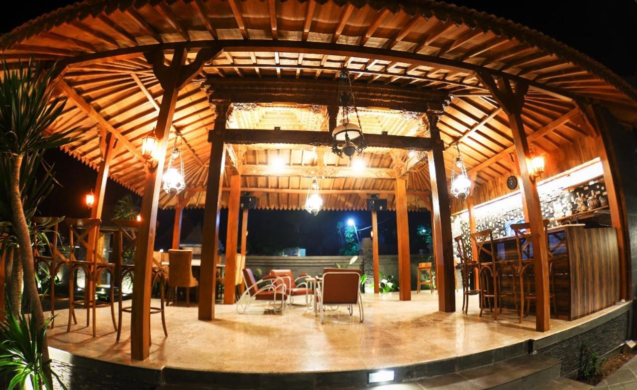 Joglo Jawa Jepara Esterno foto